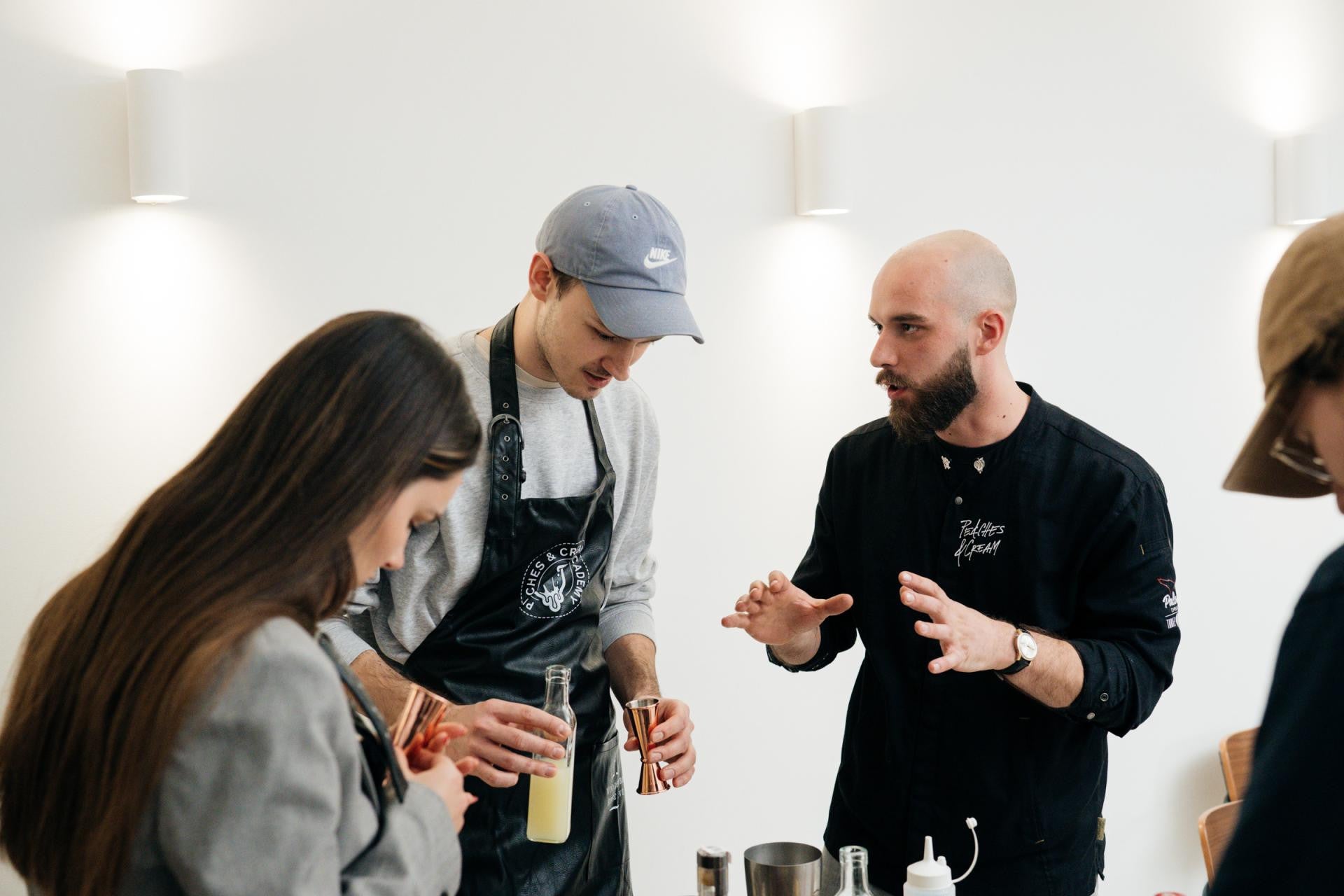 Peaches Unplugged: How to host like a Pro